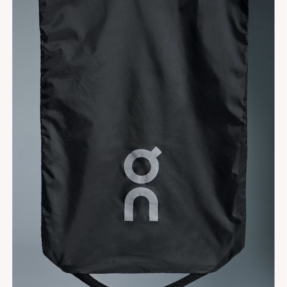 On: Backpack /New without tags - Picture 4 of 4